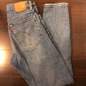 Levi’s Premium Jeans Wedgie Size 24